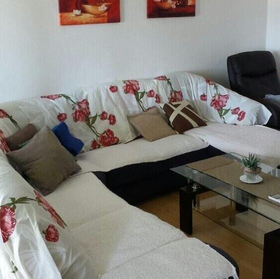 Apartments Divna Tomas