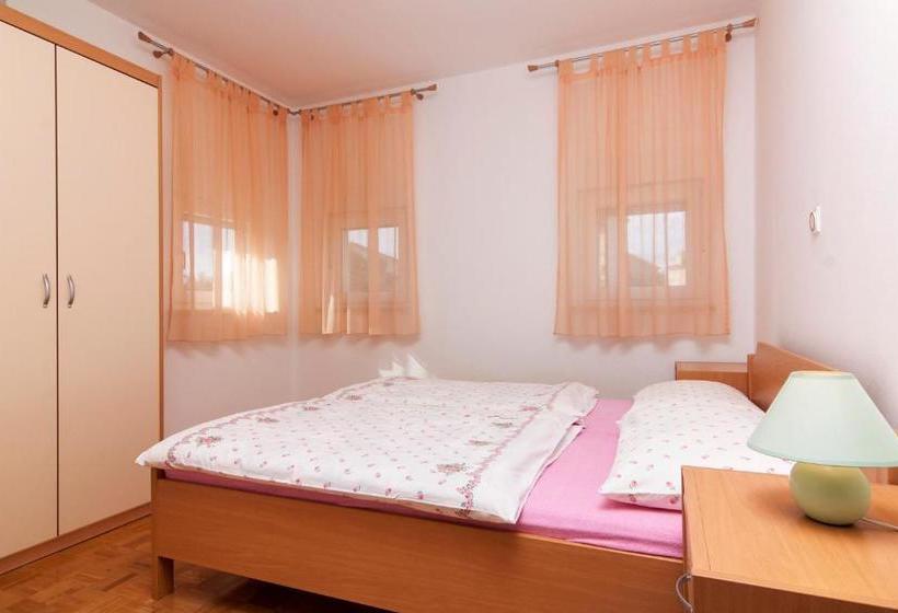 Apartments Villa Zara