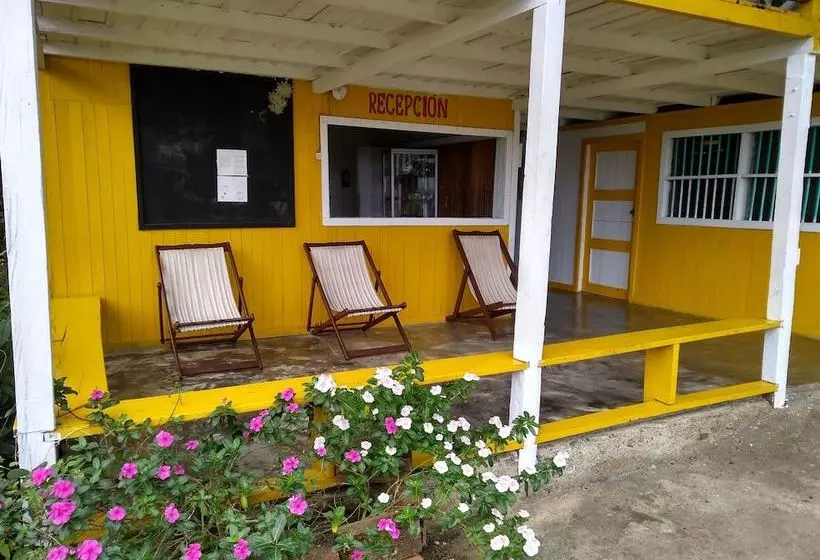 簡易ホテル Posada Punta Roca