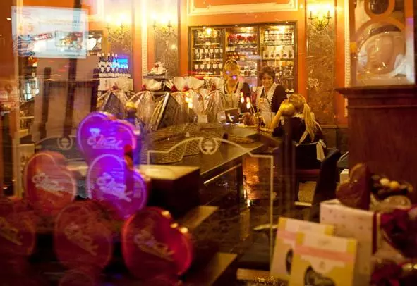 هاستل Chmielna 5 Rooms & Apartments