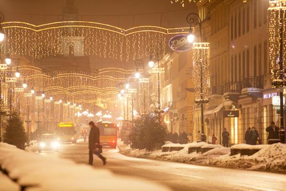 هاستل Chmielna 5 Rooms & Apartments