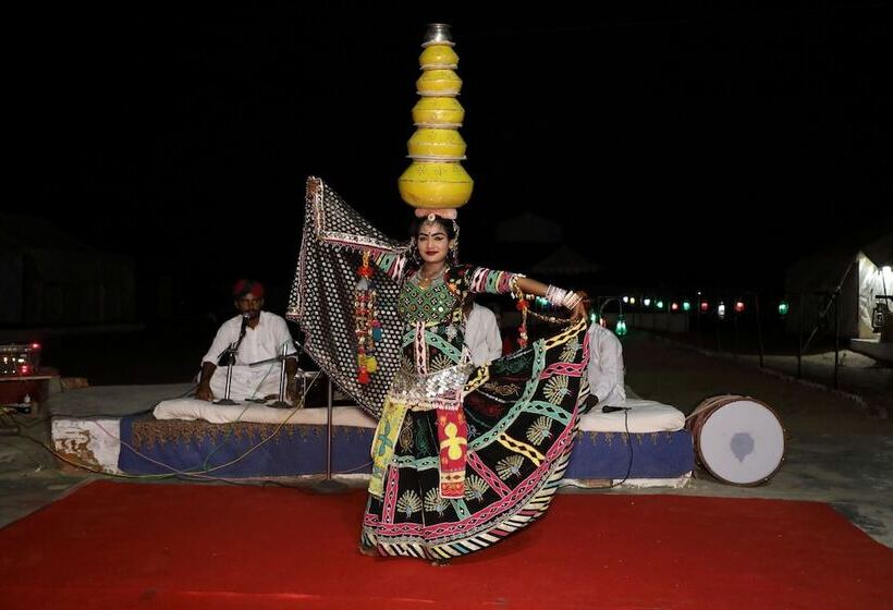 Hotel Mumal Desert Camp