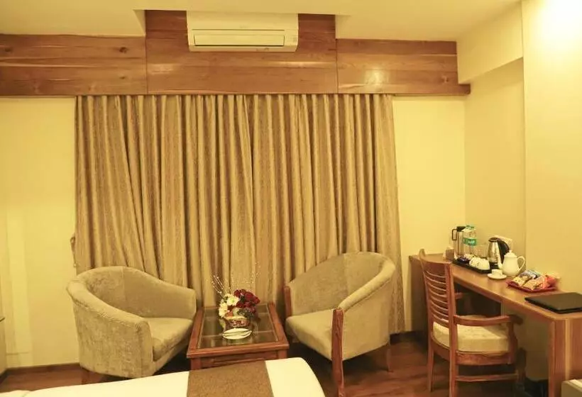 Hotelli Sai Neem Tree