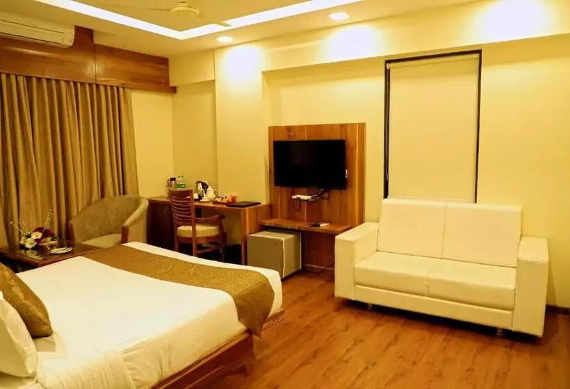 Hotelli Sai Neem Tree