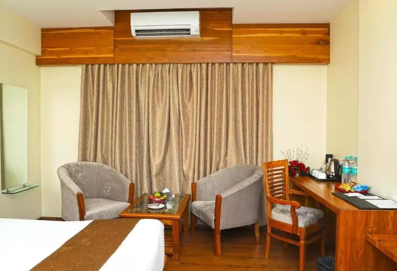 Hotelli Sai Neem Tree