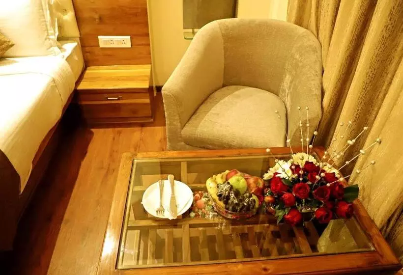 Hotelli Sai Neem Tree