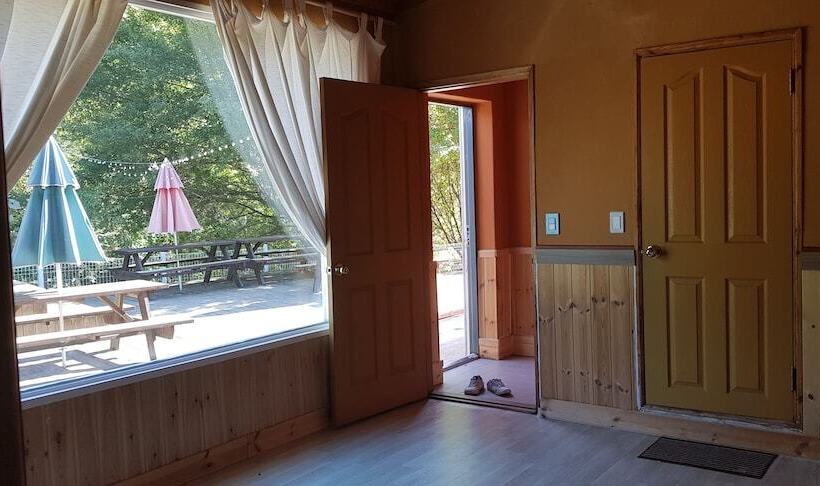 Hwaya Mountain Pension