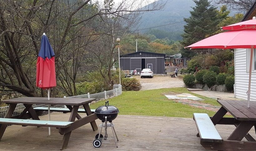 Hwaya Mountain Pension