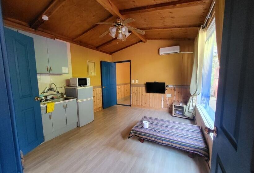 Hwaya Mountain Pension