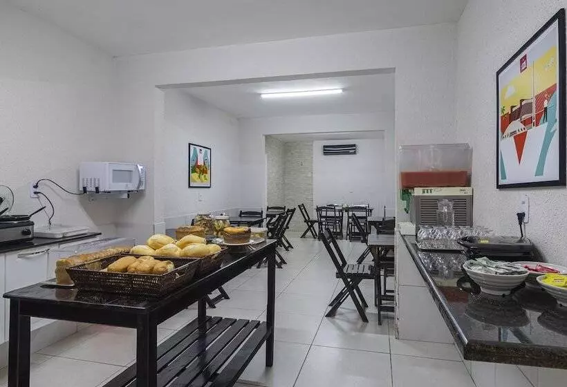 Mega Aeroporto Hotel Apenas 1 Km De Distância Do Aeroporto De Fortaleza