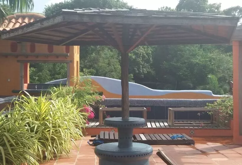 تختخواب و صبحانه Condo Nautilo