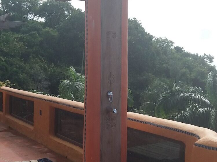 تختخواب و صبحانه Condo Nautilo