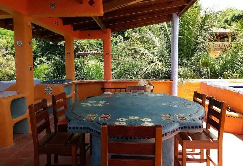 تختخواب و صبحانه Condo Nautilo