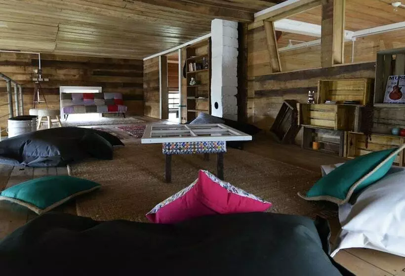 Casa Apel Hostel