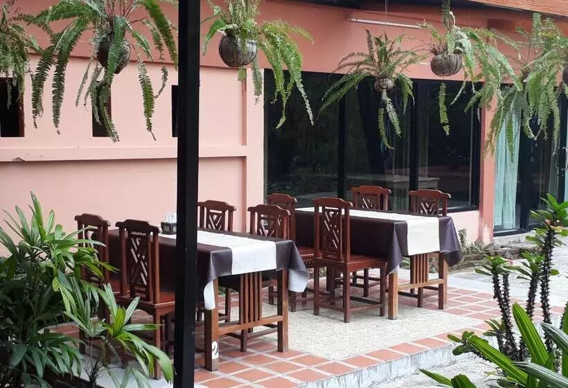 Hotelli Charming Lao