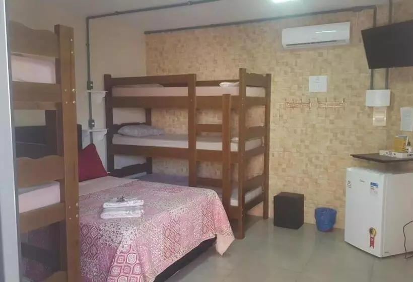 Hotelli Pousada Dois Corações