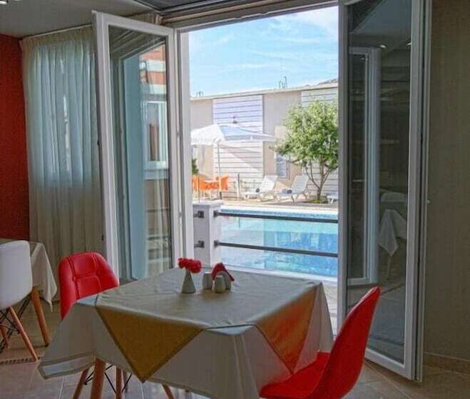 בית מלון כפרי Sun & Sea Luxury