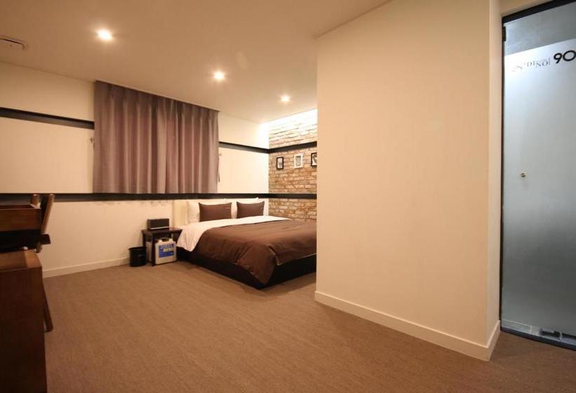 Hotel Busan Station Dino