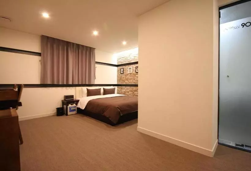 Hotel Busan Station Dino