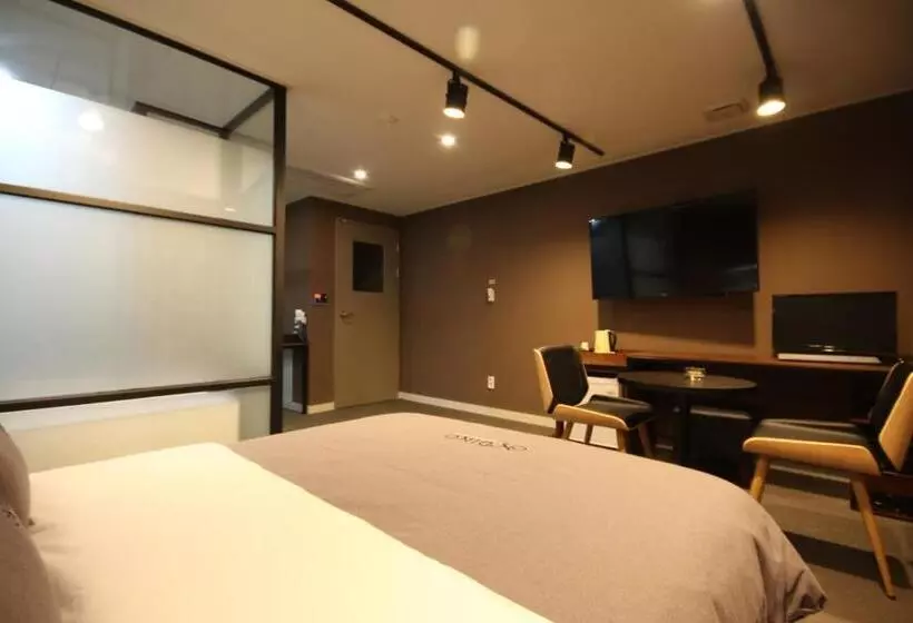 Hotel Busan Station Dino