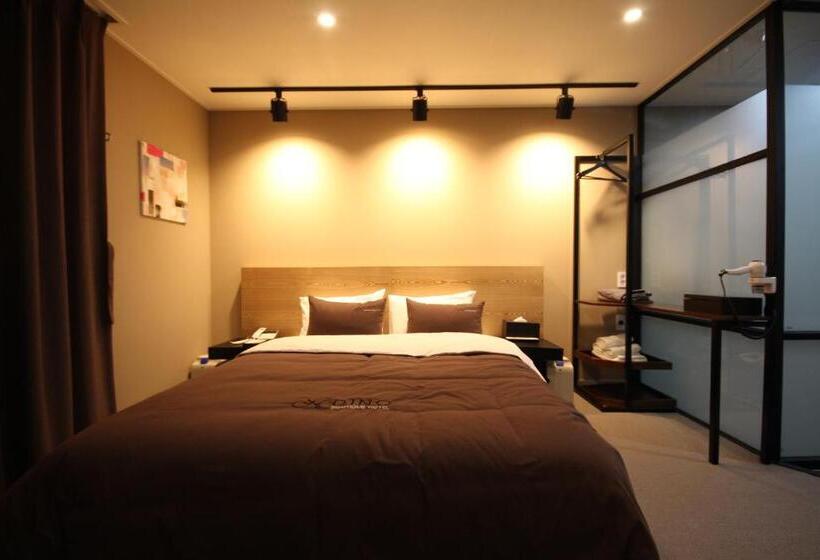 Hotel Busan Station Dino