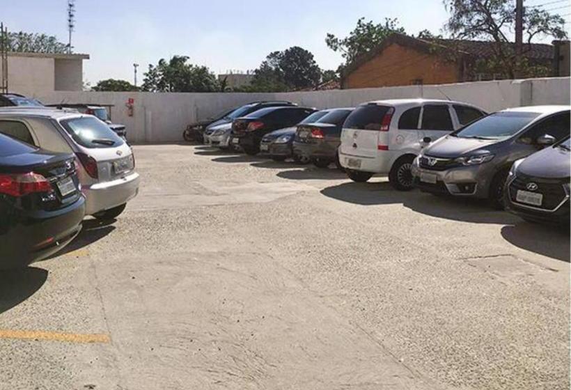 בית מלון כפרי Jacarei Palace