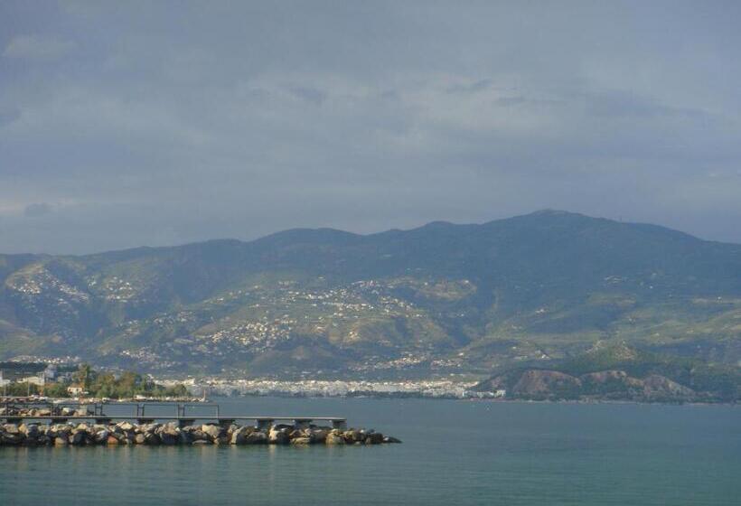 Отель Karagianni