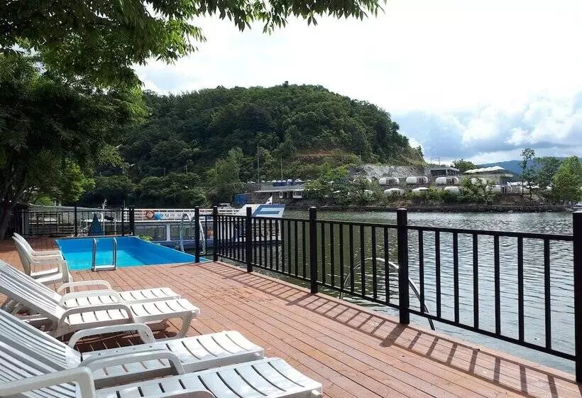 Interlaken Pension In Gapyeong