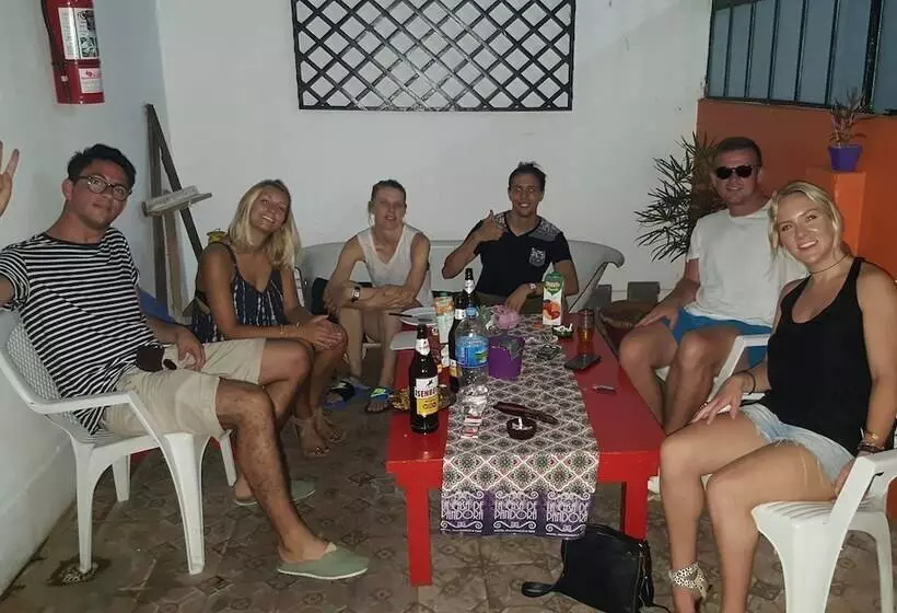 La Casa De Pandora Hostel & Cafe
