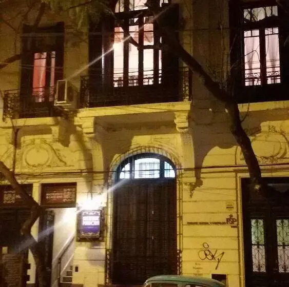 La Casa De Pandora Hostel & Cafe