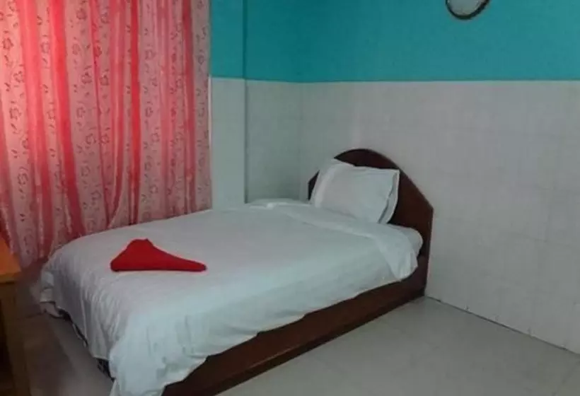 ペンション Capitol 3 Guesthouse