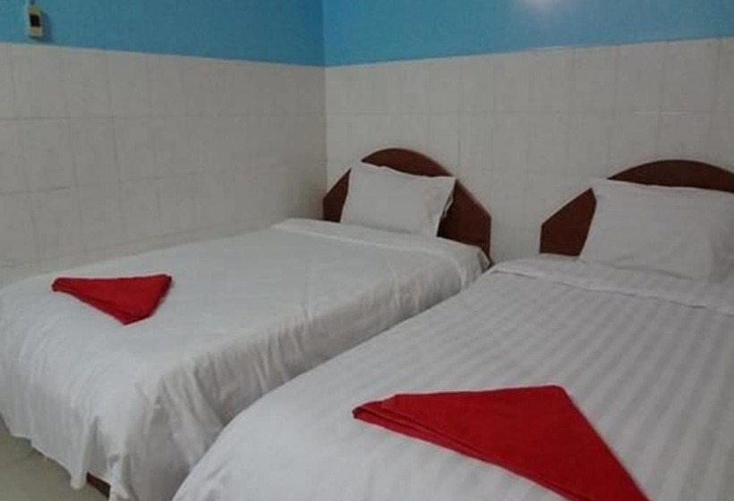 פנסיון Capitol 3 Guesthouse