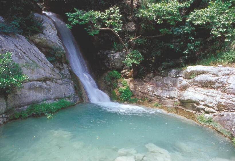 Terpsichore Apartments