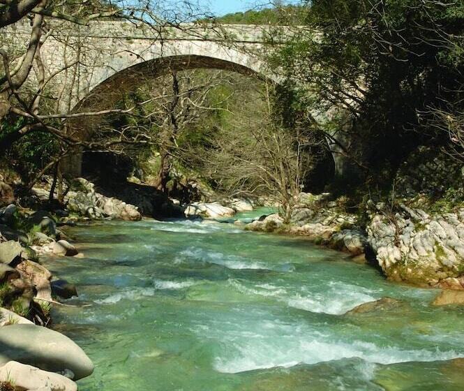 Terpsichore Apartments