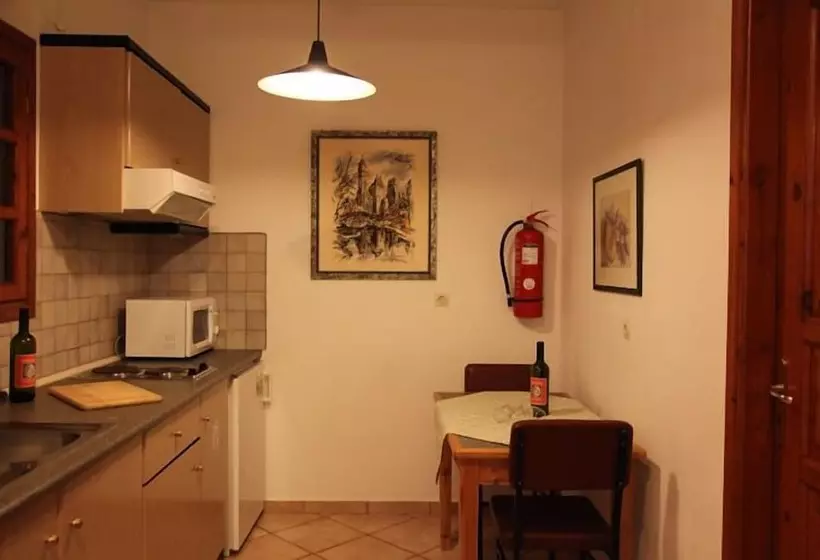 Terpsichore Apartments