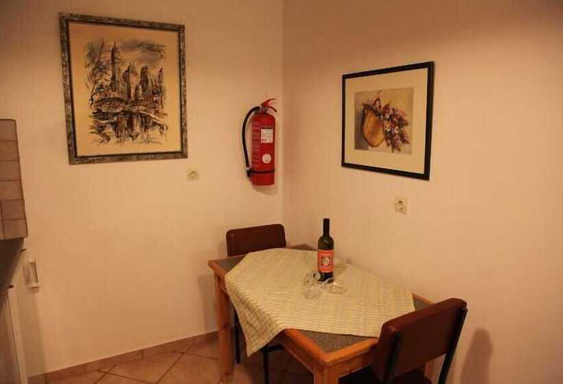 Terpsichore Apartments