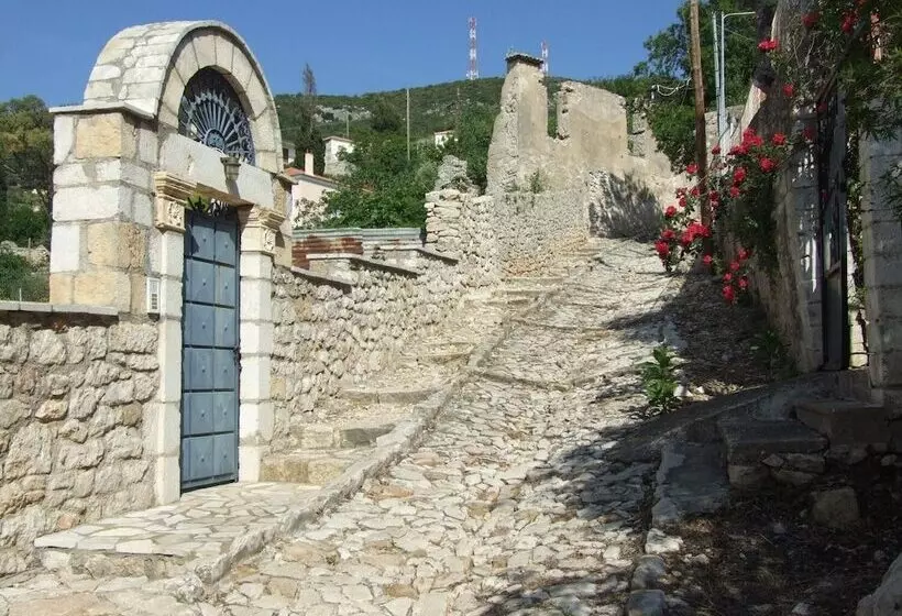 Terpsichore Apartments