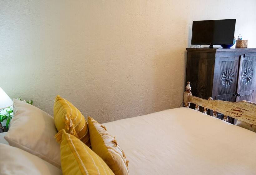 تختخواب و صبحانه La Villa Serena