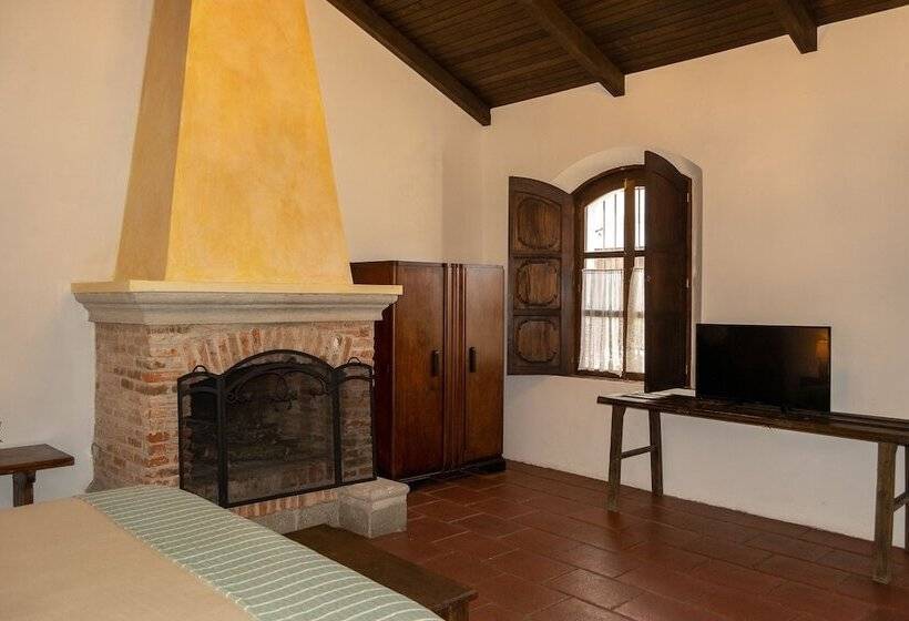 تختخواب و صبحانه La Villa Serena