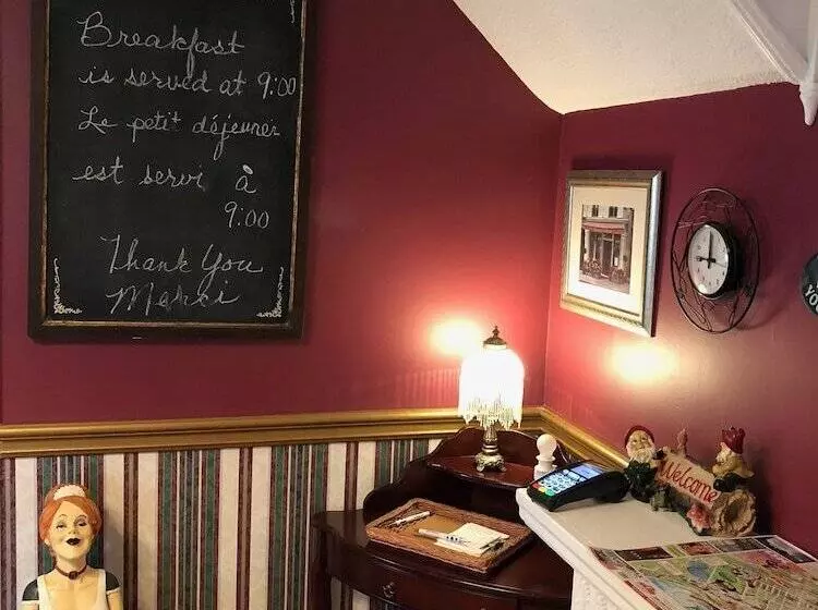 Blue Gables Bed And Breakfast