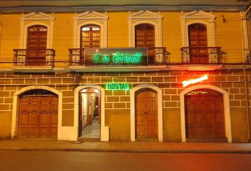 مسافرخانه Casa Colonial San Pedro