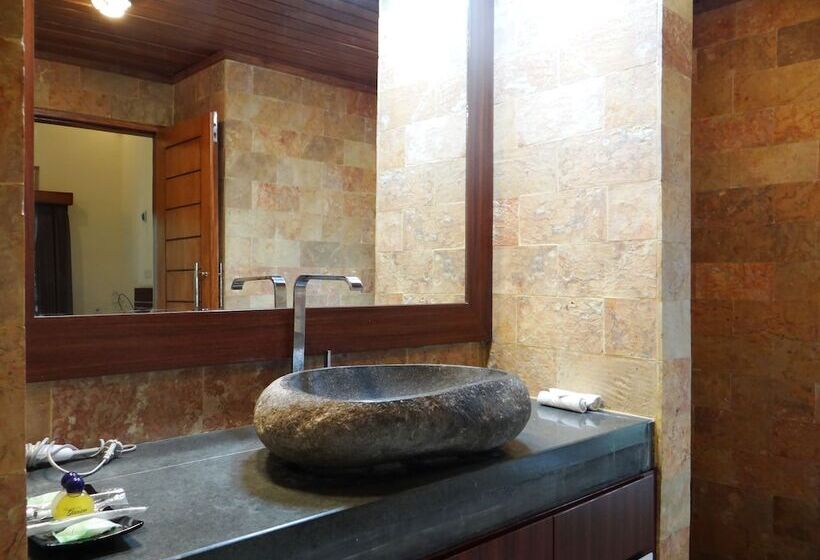 Отель Artati Lombok Bungalows & Restaurant