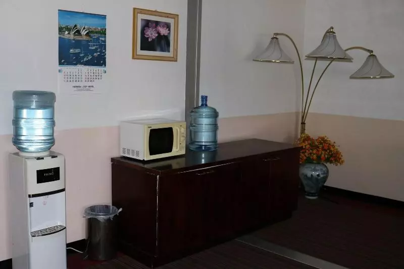 Hotel New Harmon Loop