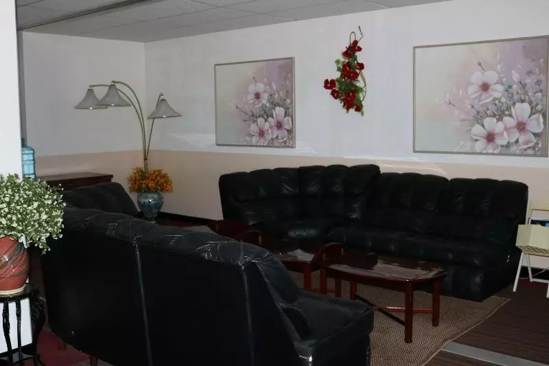 Hotel New Harmon Loop