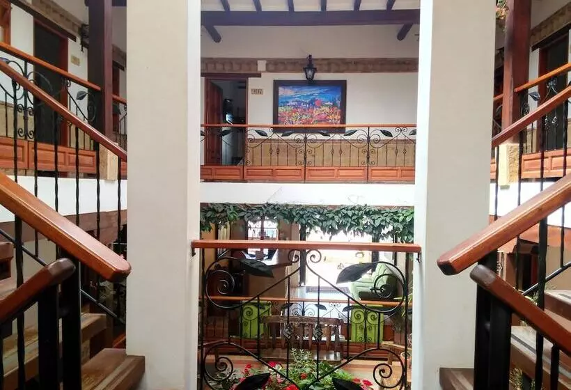 ホテル Jardines De La Villa