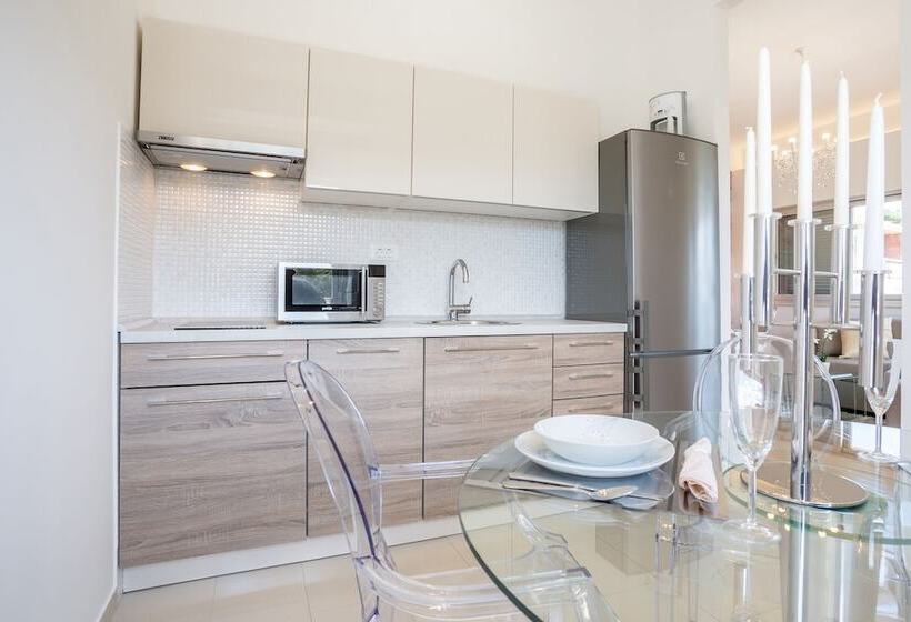 Madrugada Apartments