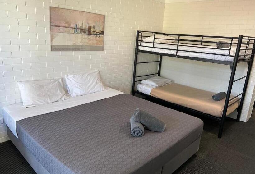 汽车旅馆 Jumbuck Motor Inn Pool Pet Friendly Section King Beds