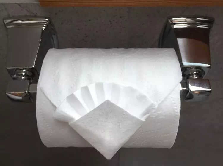 Majatalo Black Bear Guesthouse