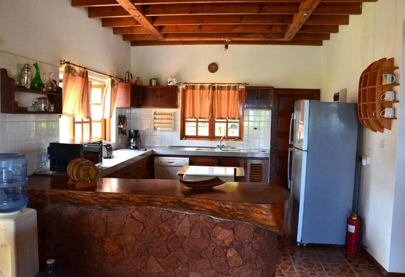 پانسیون Kaz Ladouceur