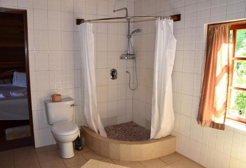 پانسیون Kaz Ladouceur